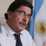 Alberto Sileoni: "En la provincia de Buenos Aires no prohibimos"