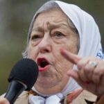 Homenajearon a las Madres de Plaza de Mayo a 45 años de lucha