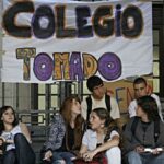 Comunicado del colegio Mariano Acosta: "Repudiamos violencia y persecución contra estudiantes, autoridades y docentes"