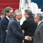 Alberto regresa al país tras su participación en la Cumbre del G-20