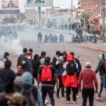 Rebelión en Perú: Boluarte autorizó a las Fuerzas Armadas a reprimir los cortes de rutas