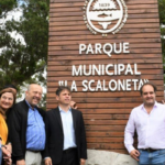 Kicillof inauguró el parque municipal "La Scaloneta" en Mar Chiquita