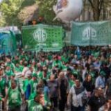ATE advierte por 64 mil despidos y va al paro