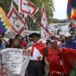 Acampan Pueblos Originarios en Plaza de Mayo en reclamo de derechos