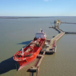El Puerto de Bahía Blanca realiza la primera carga de exportación de Petróleo Crudo de Vaca Muerta