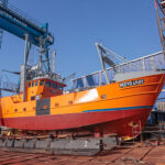 La industria naval Marplatense de festejo, botan nuevas embarcaciones pesqueras