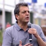 En Santiago del Estero, Massa defendió la coparticipación que Milei propone eliminar
