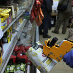 Bassano: “Hay retención de productos para después del 10 de diciembre ponerles cualquier precio”