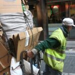 La era Milei: aumenta el número de cartoneros, pero cada vez hay menos material para reciclar en las calles