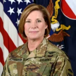 La jefa del Comando Sur de Estados Unidos inicia su visita al país