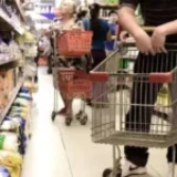 Dato mata relato: El consumo masivo volvió a caer en agosto y ya lleva nueve meses consecutivos en baja