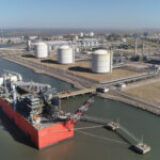 Kicillof declaró de interés provincial la instalación de la planta de GNL en Bahía Blanca