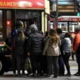 Septiembre llega con otro duro golpe al bolsillo: fuertes aumentos en el transporte público