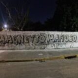 “Magnetto mafioso”: las banderas y pintadas que aparecieron en todo el país para repudiar al dueño de Clarín