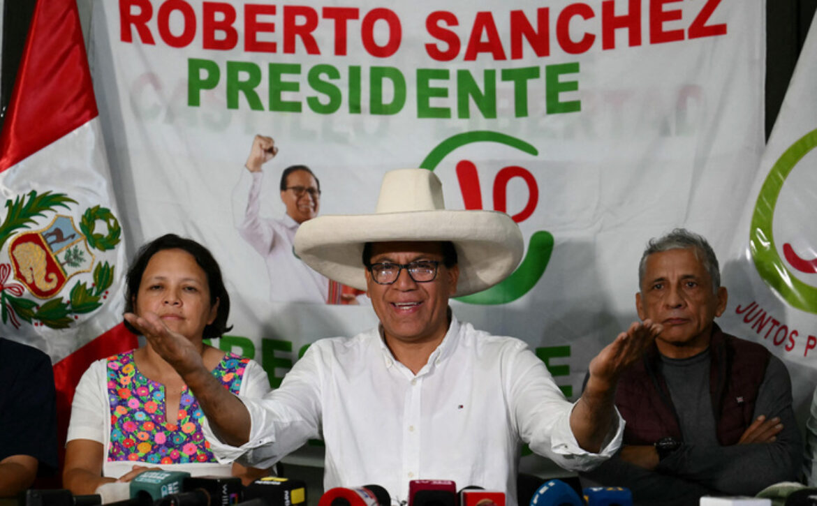 PERU-ELECTION-VOTE