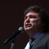 La iglesia se mete en el tema de los enduedados y le pide a Milei que se haga cargo