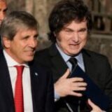 El Gobierno quiere echar mano a la plata de los jubilados para financiar la oferta de créditos hipotecarios